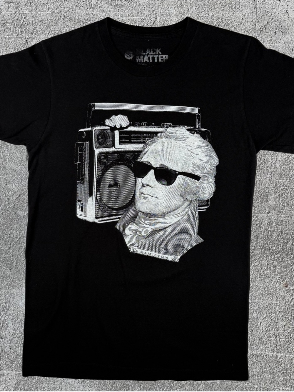 Men’s Black Matter Alexander Hamilton Boombox Graphic Black Tee Size Small